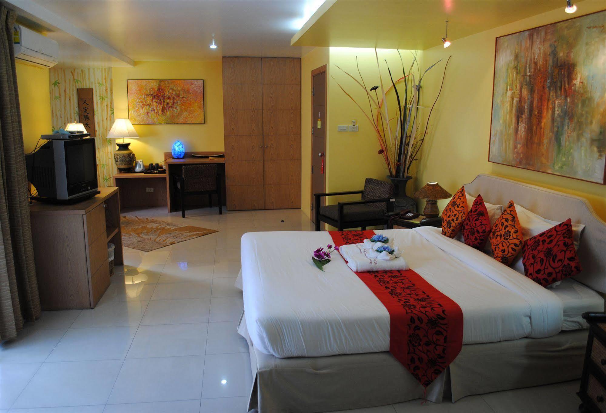 Pasadena Lodge Pattaya Luaran gambar