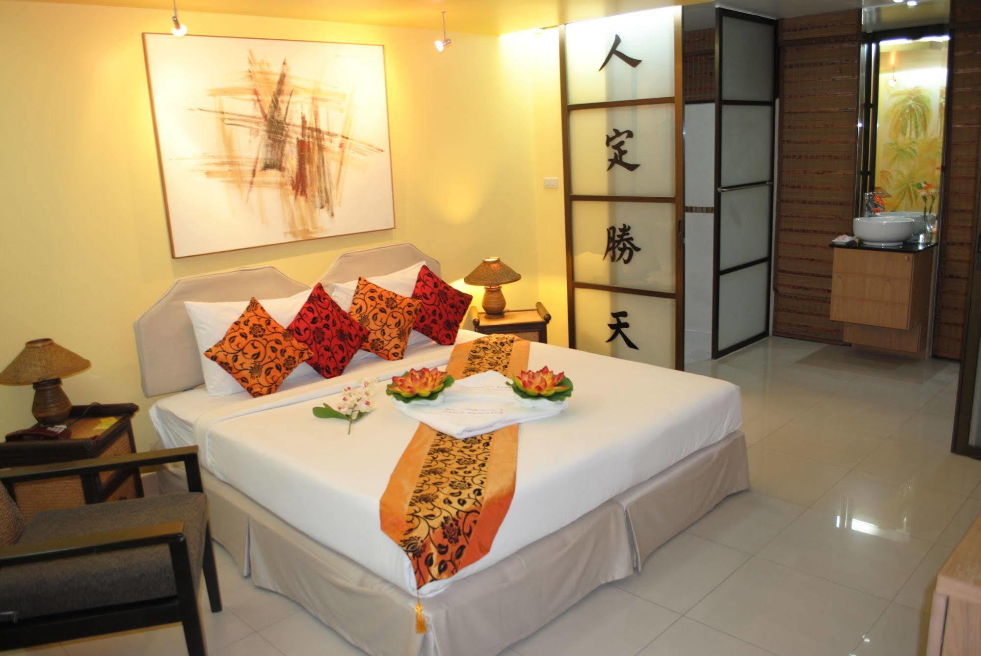 Pasadena Lodge Pattaya Luaran gambar